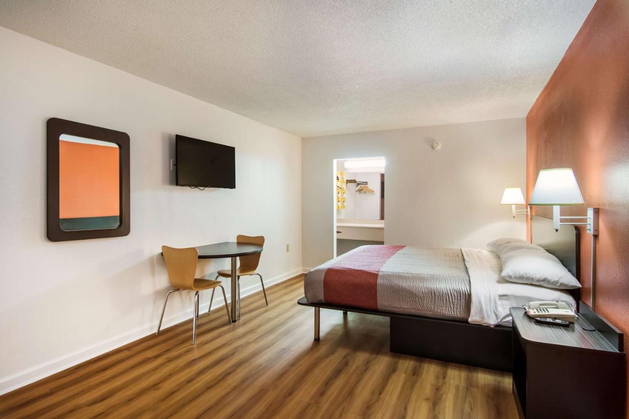 6-warner Robins, Ga Hotel